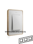 Изображение 8201630-270 Рамка на 3 поста, белый, основание дерево, 82 Detail